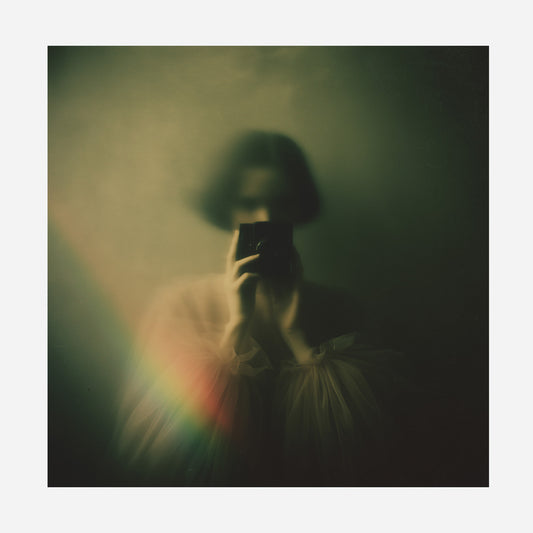 Mary Ann Weber – In Between - obscura